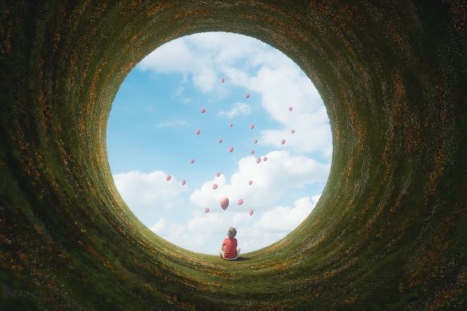 L’ennui chez les enfants favorise la créativité selon des études récentes en psychologie.