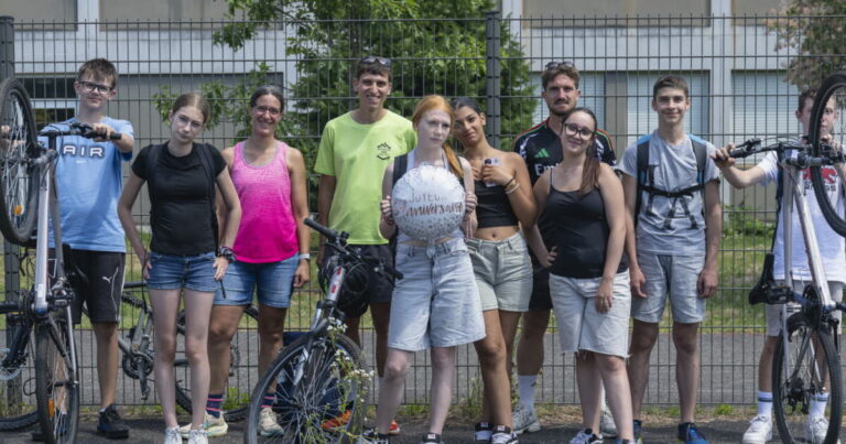 Les 3es Segpa du collège Otfried à Wissembourg célèbrent la fin de l’année scolaire.