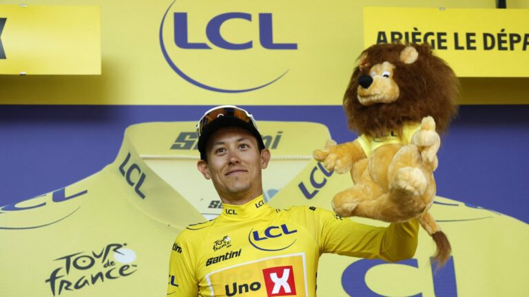 Tour de France 2026 : Torstein Træen, ancien malade, remporte le maillot jaune.