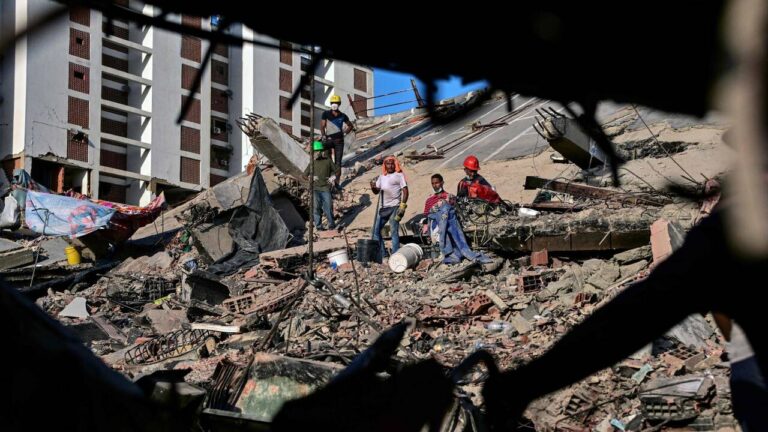 Séismes au Venezuela : 3685 morts, le gouvernement demande la réouverture de l’aéroport de Caracas.