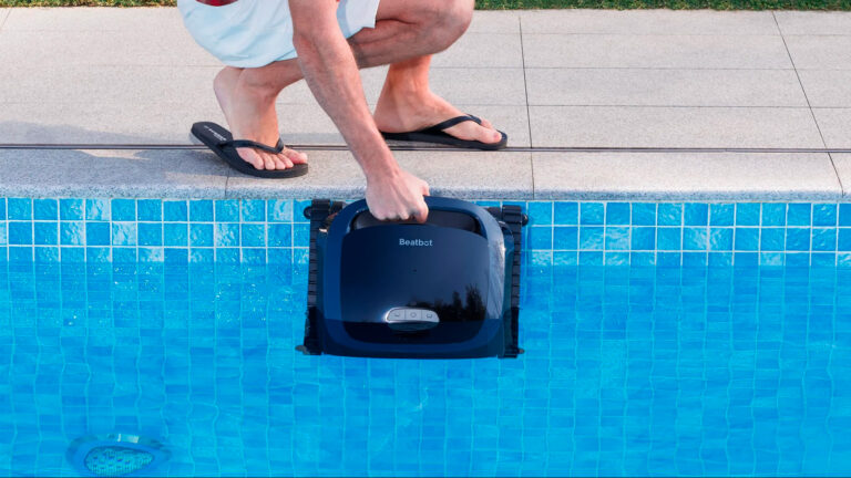 Promotion sur les robots de piscine IA Beatbot AquaSense 2, Pro et Ultra en vente.