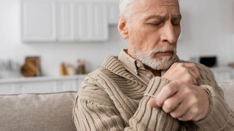 La prévalence de la maladie de Parkinson chez les hommes en France et ses causes potentielles.