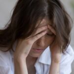 Hypersensibilité à la foudre chez les migraineux : étude révèle des mécanismes neurologiques.