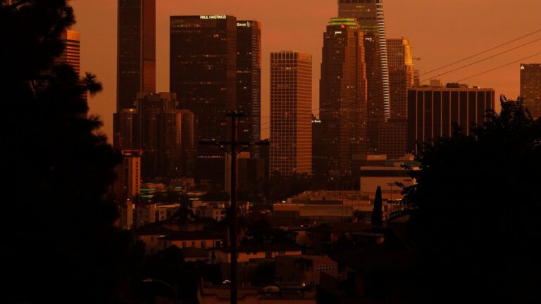 Canicule aux États-Unis : 43°C au Montana, records de chaleur et risques d’incendies.