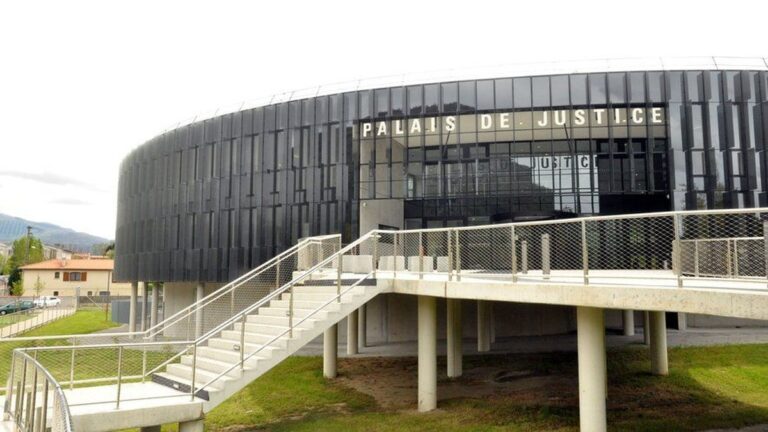 Un homme arrêté après avoir menacé sa compagne avec un couteau, condamné à 16 mois de prison