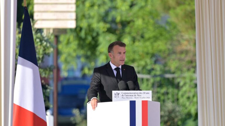 Attentat du 14-Juillet à Nice : Macron et Ciotti rendent hommage aux 86 victimes en présence du RN
