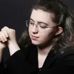 Marie-Ange Nguci et l&rsquo;Orchestre National de France interprètent Saint-Saëns en concert.