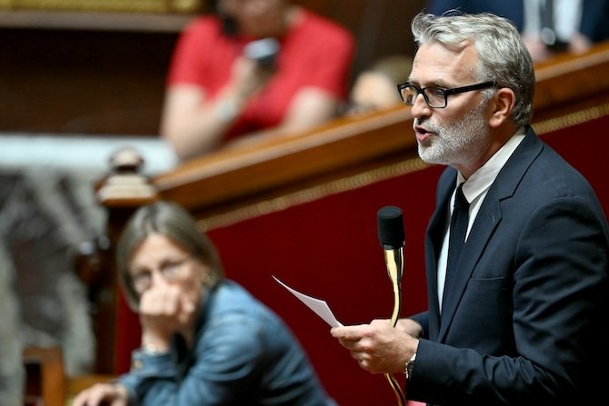 Yannick Monnet s’oppose à l’aide à mourir en raison du manque de soins palliatifs.
