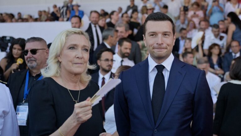 Présidentielle 2027 : Le RN face à des divergences économiques, analyse Roland Cayrol