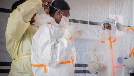 L’épidémie d’Ebola progresse en République démocratique du Congo, affectant les communautés locales.