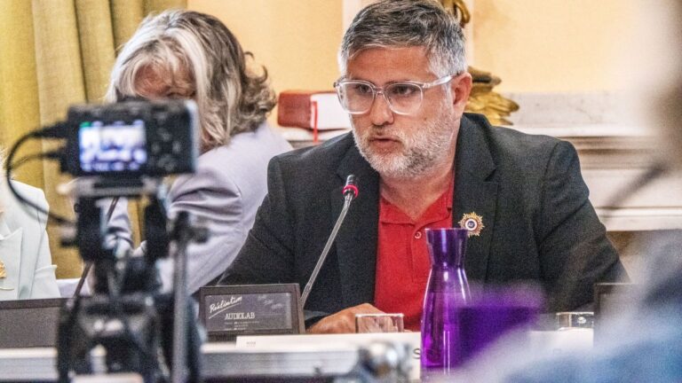Foix : la justice valide la fin de l’interdiction des quêtes, contestée par la Ligue des droits de l’homme.