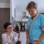 Soins palliatifs à domicile : les défis rencontrés à Belle-Île pour accompagner les patients.