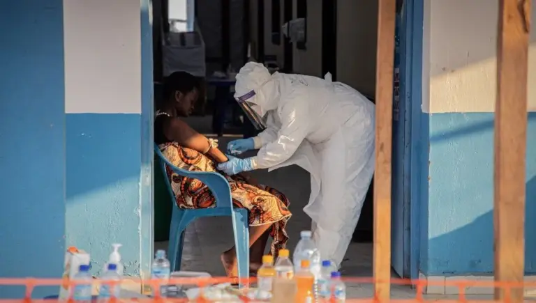 Essai clinique d’un traitement contre Ebola lancé en République démocratique du Congo