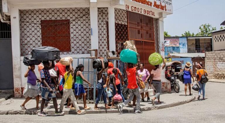 Haïti : des initiatives émergent face à la violence des gangs et à l’incertitude politique.