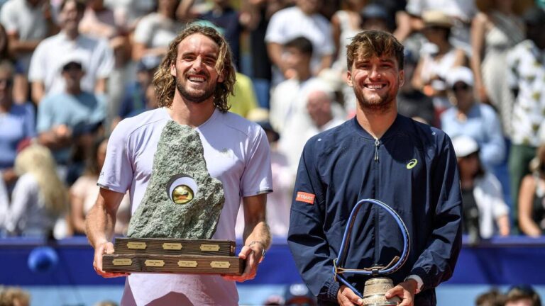 Tsitsipas remporte un match décisif à Gstaad, Collignon fait ses débuts professionnels.