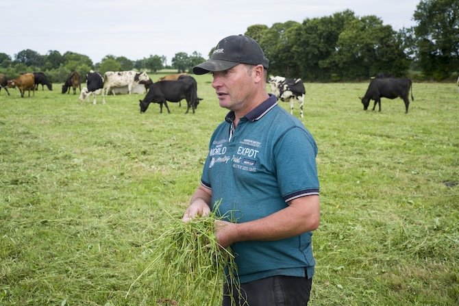 Le pâturage comme méthode durable pour réduire les coûts agricoles en France.
