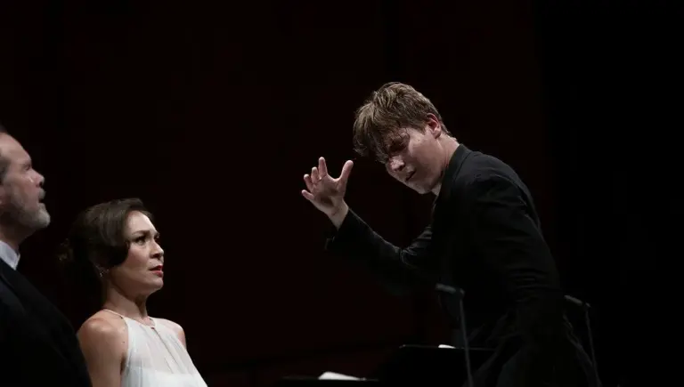 Klaus Mäkelä et l’Orchestre de Paris présentent une œuvre au Château de Barbe-Bleue à Aix-en-Provence.