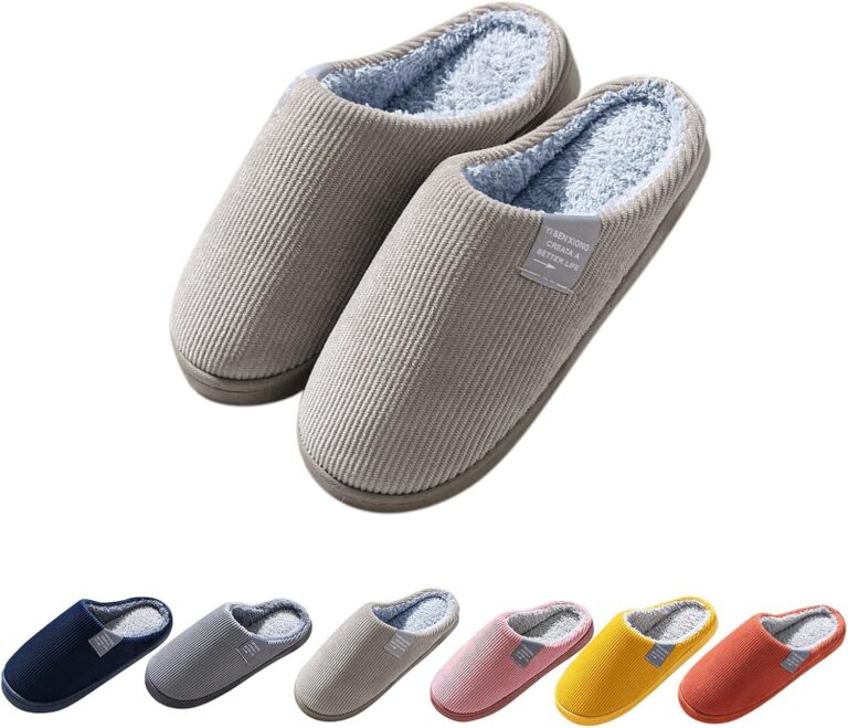 Lancement de pantoufles d’hiver en mousse à mémoire pour hommes et femmes avec doublure en peluche.
