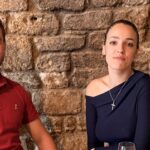 Une ancienne gendarme ouvre un restaurant à Montpellier avec des tables tournantes et des tapas chics.