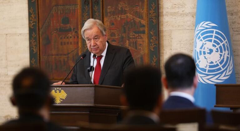 Guterres évoque un « moment de possibilités » pour l’avenir de la Syrie à Damas.