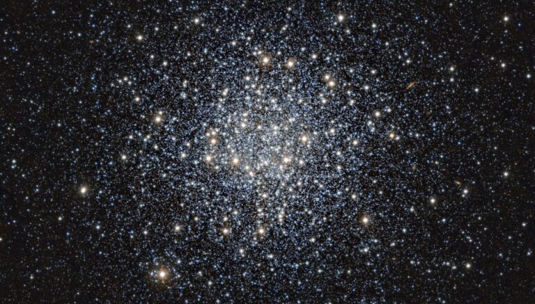 Des amas globulaires affectés par la présence d’étoiles supermassives identifiés par des astronomes.