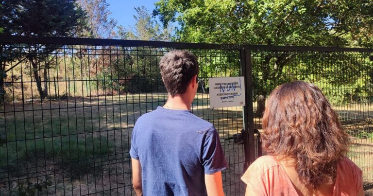 Un parking dans le parc de la Torse suscite des tensions parmi les riverains.