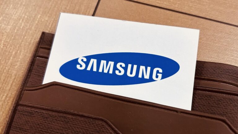 Samsung remporte un contrat de 200 milliards de dollars pour la fabrication de puces IA.