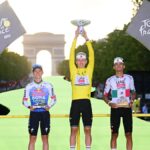 Tadej Pogacar remporte son cinquième Tour de France, établissant un nouveau record.