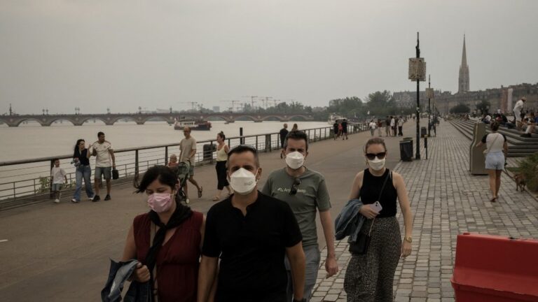 Incendies : un pneumologue explique les risques sanitaires des particules fines en air