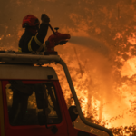 Incendies en France : les parlementaires alertés sur les risques environnementaux.