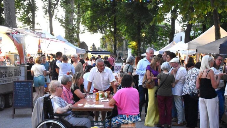 Lunel propose des concerts variés de Pop, Rock, Jazz et Flamenco chaque mardi.