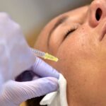 Un mort dans un salon d&rsquo;esthétique à Nice, enquête pour exercice illégal de la médecine.