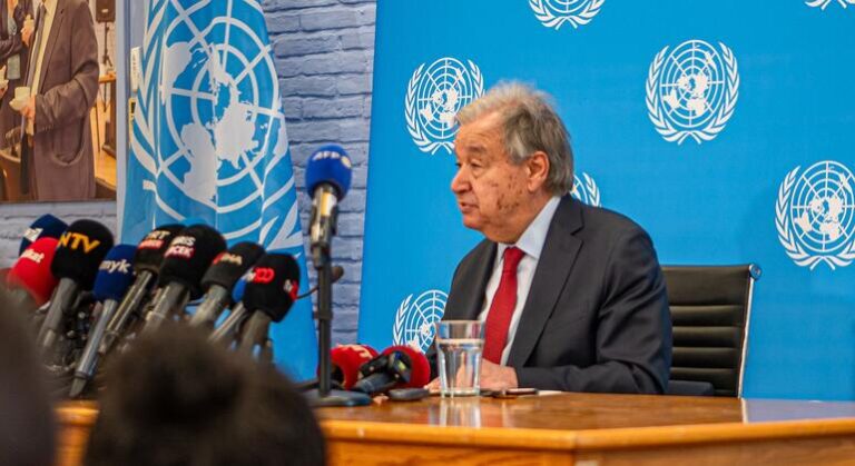 António Guterres en visite à Chypre pour relancer les négociations de paix.