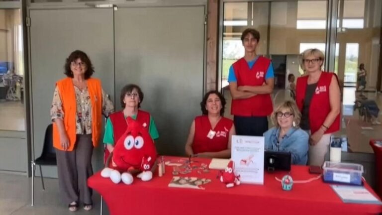 Mobilisation à Castanet-Tolosan pour une collecte de sang réussie.