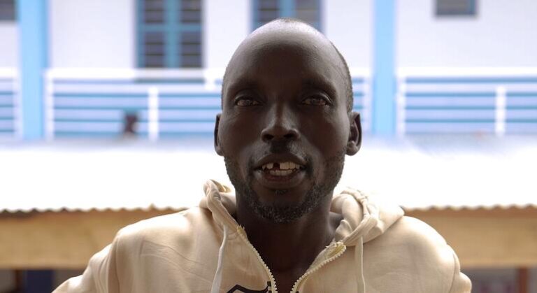 Ebola : Justin Singo Nguma témoigne de l’importance d’un traitement rapide en République Démocratique du Congo.