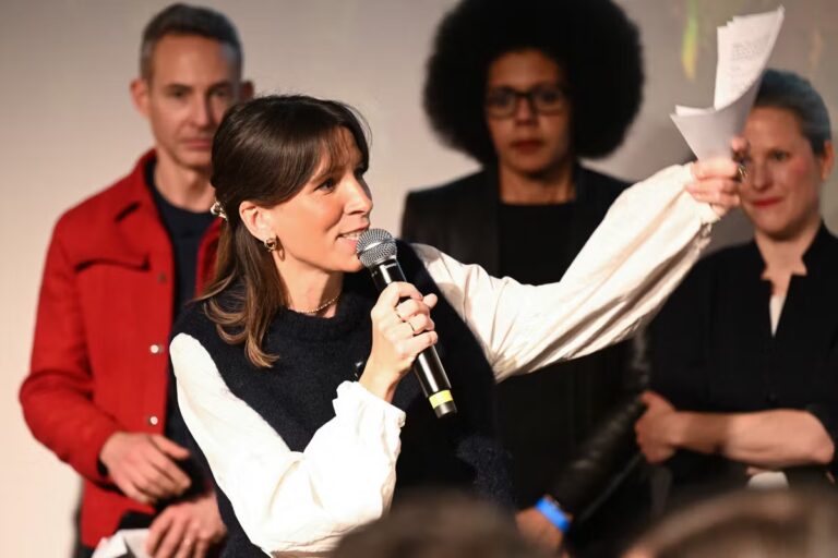 Sexisme en politique : des femmes élues s’expriment contre les abus dans le secteur public