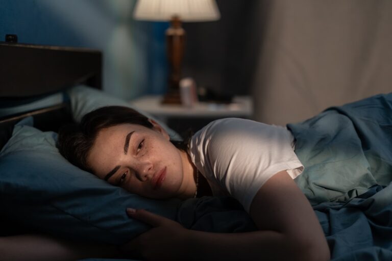 Dormir mal pourrait signaler une hypertension, selon des experts en santé.