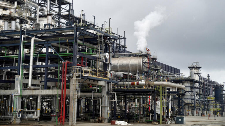 Dangote, acteur clé du marché du kérosène en Europe, redéfinit les échanges énergétiques.