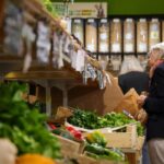 Proposition de loi d&rsquo;un député écologiste pour garantir des produits alimentaires sains à prix coûtant