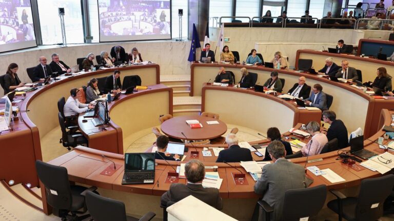 Déficit excessif en Gironde : la Chambre régionale des comptes critique le Département.