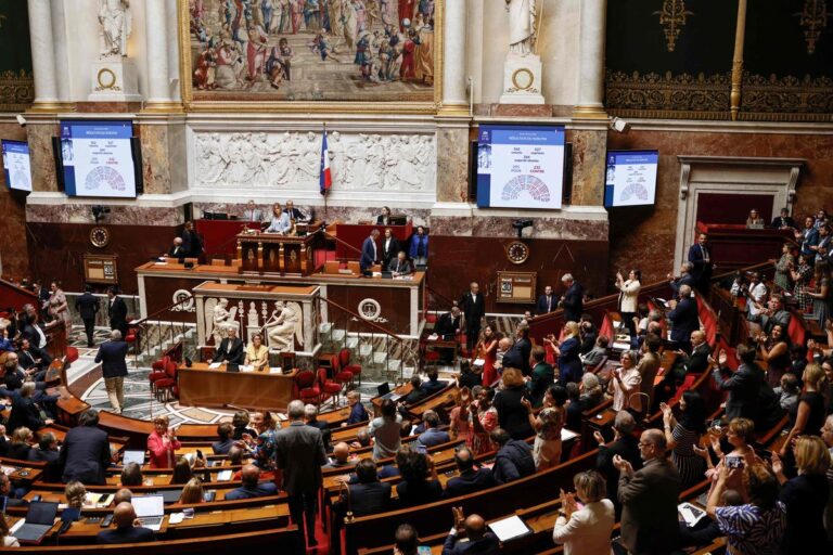 Violences périscolaires : des parents interpellent le Sénat sur un système silencieux