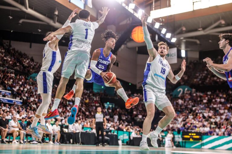 Basket-ball : la France de Gobert et Okobo s’impose face à la Finlande au Palais des sports de Pau