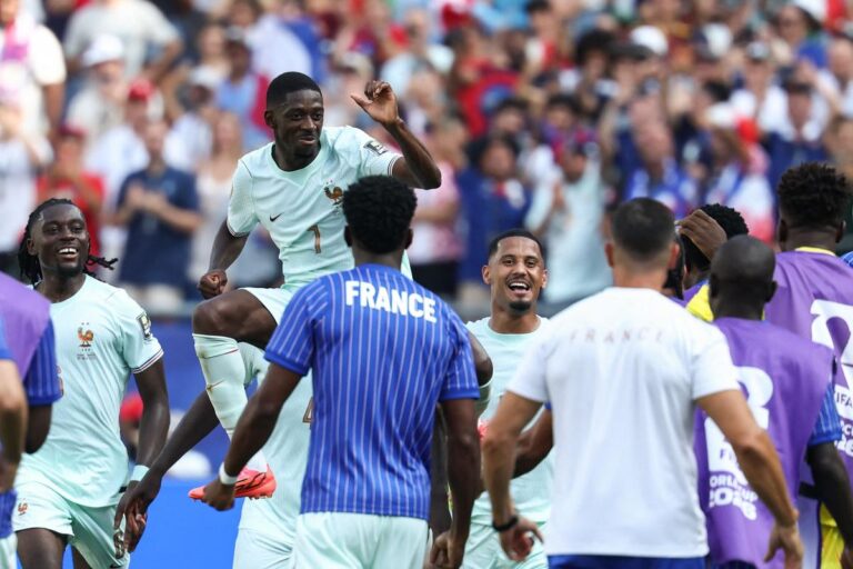 Les Bleus battent le Maroc et poursuivent leur quête pour la troisième étoile.