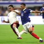 Mondial 2026 : Les Bleus éliminés en demi-finale par l’Espagne, manque d’inspiration.