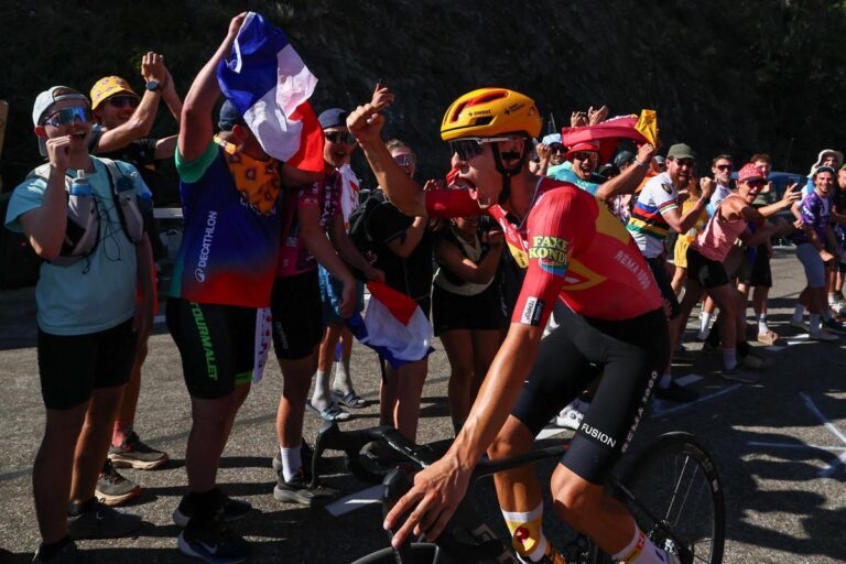 Tour de France : 20e étape avec quatre cols, un parcours risqué pour les coureurs.