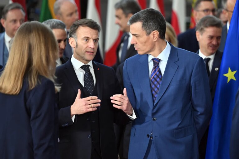 Demi-finale de football France-Espagne : un traité d’amitié en suspens entre les deux pays.