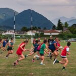 Les adolescents des Baronnies des Pyrénées affirment leur connexion au monde extérieur.