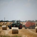 Adoption définitive de la loi d’urgence agricole par le Parlement, incluant des mesures sur les pesticides.