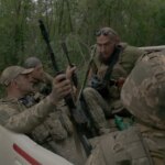 Évacuations de soldats en Ukraine près de Zaporijjia sous frappes de drones.