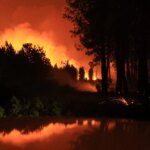 Incendies : situation stable durant la nuit, inquiétudes sur le retour de la chaleur